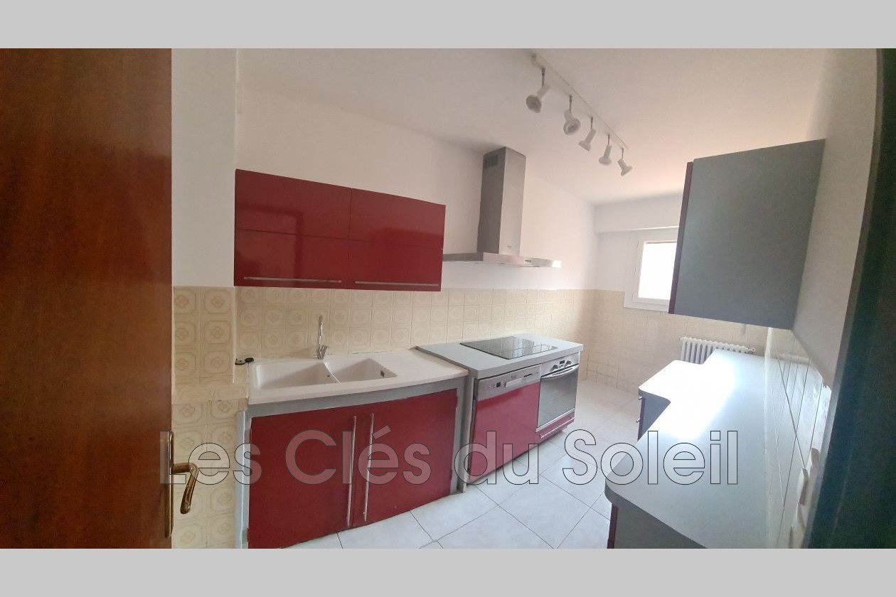 Appartement à louer, 81m², Bandol