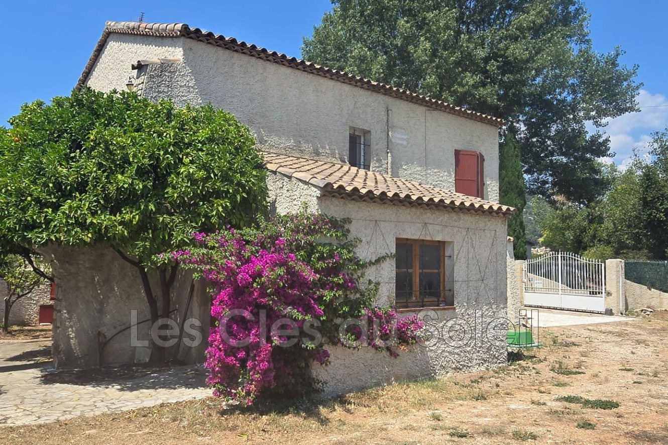Maison à vendre, 190m², Solliès-Ville