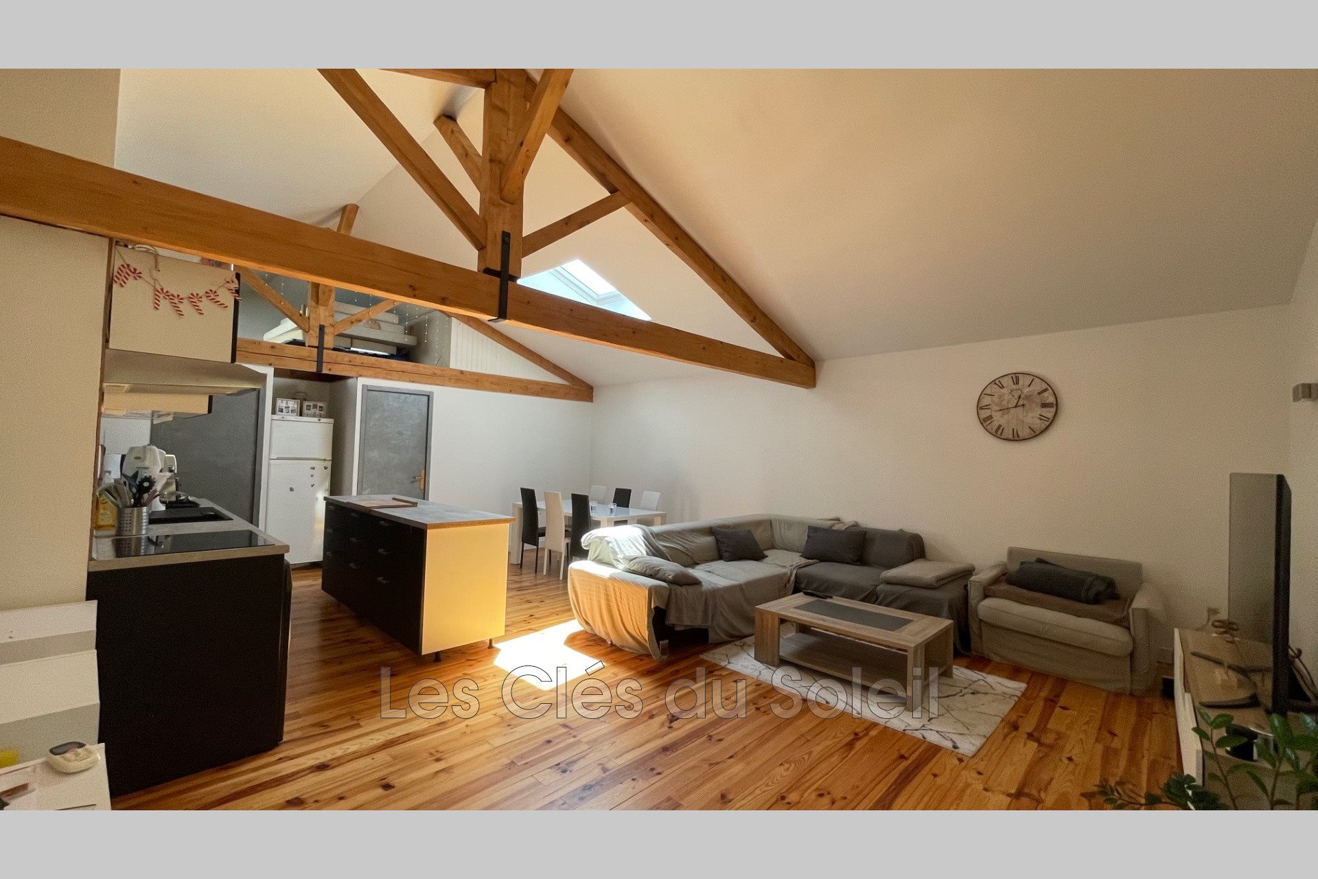 Appartement à vendre, 84m², Cuers