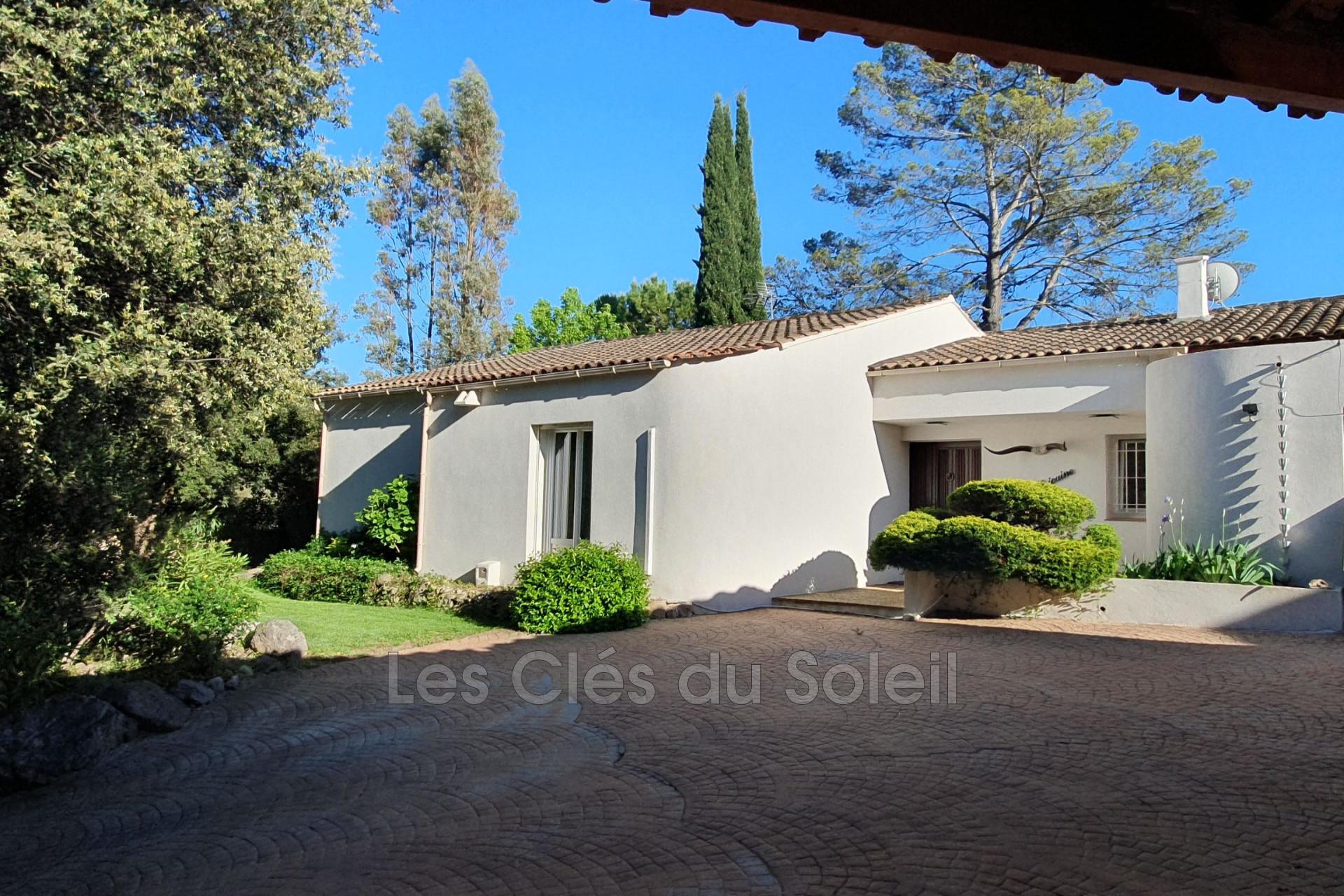 Maison à vendre, 185m², Solliès-Toucas