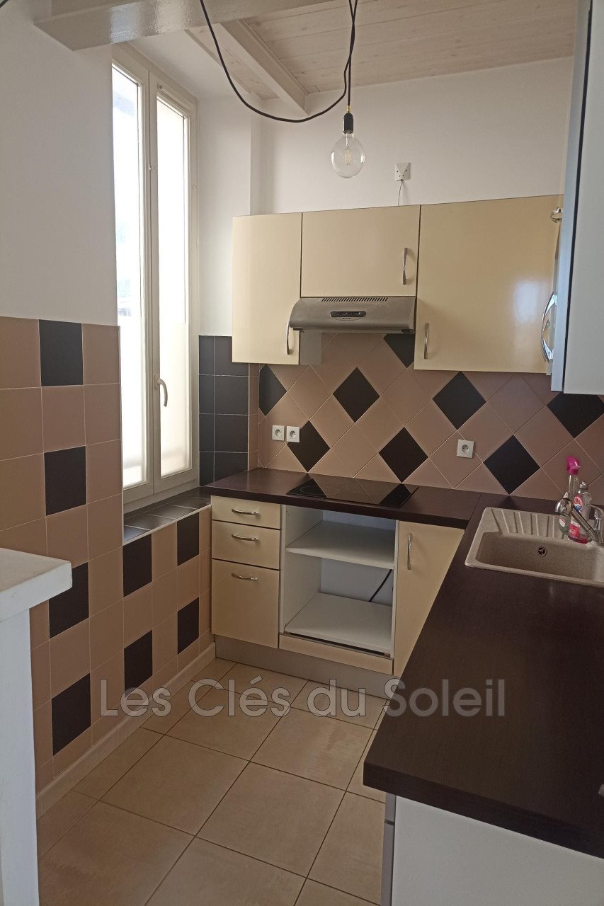 Appartement à louer, 74m², Bandol
