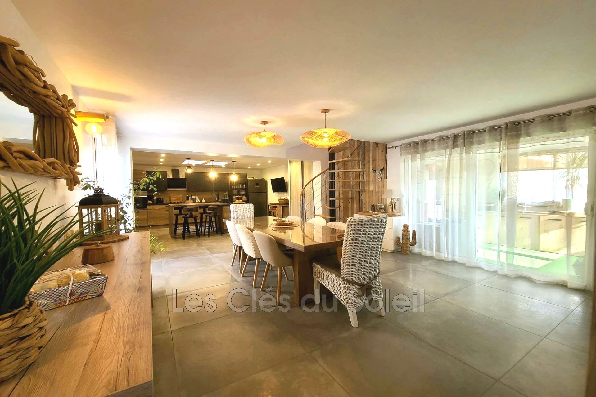 Maison à vendre, 146m², Cuers