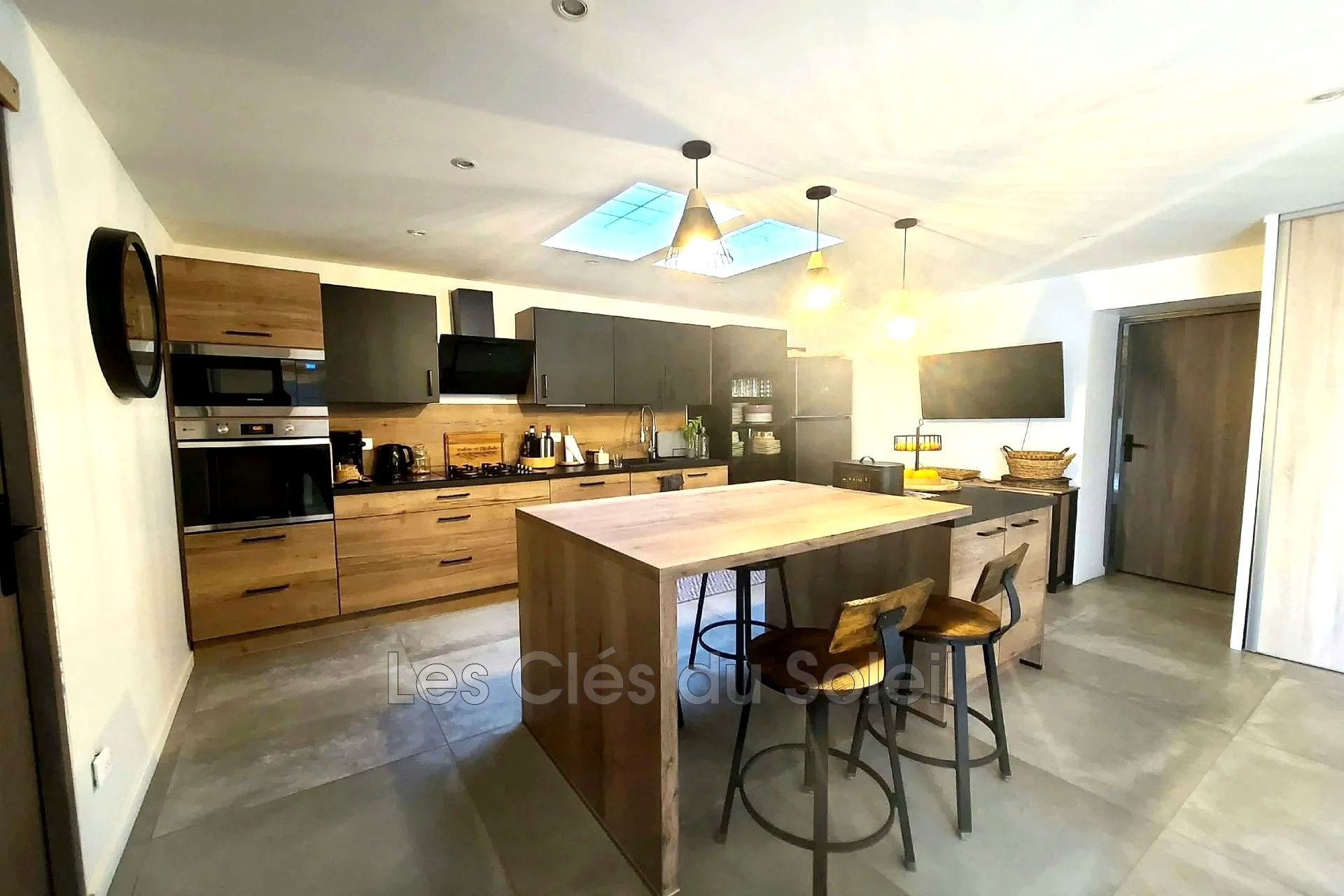 Maison à vendre, 146m², Cuers