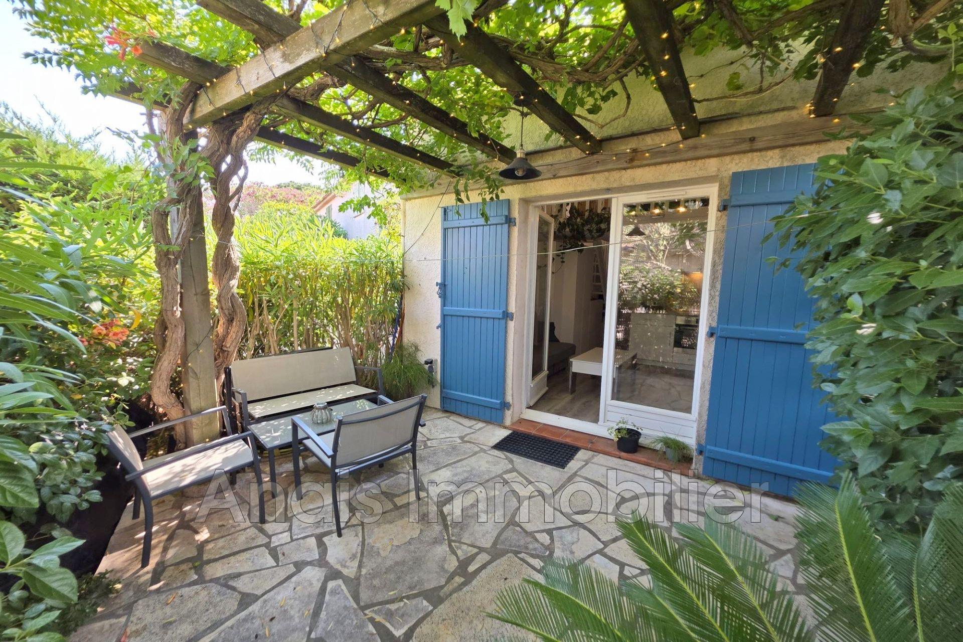 Maison à vendre, 28m², Cogolin