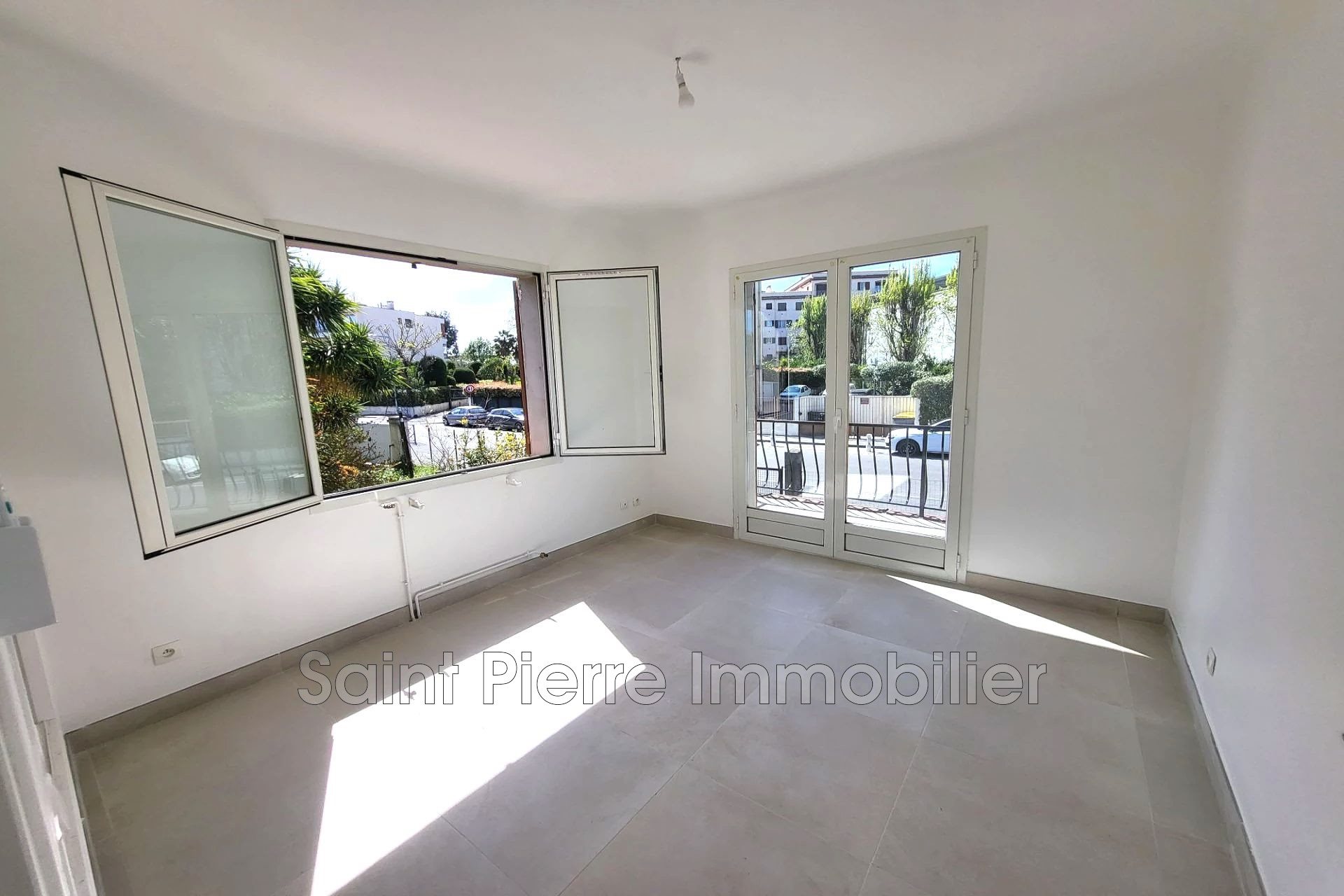 Maison à louer, 79m², Cagnes-sur-Mer