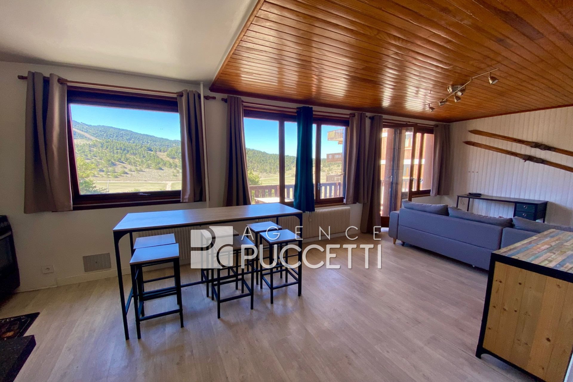 Appartement à vendre, 43m², Gréolières