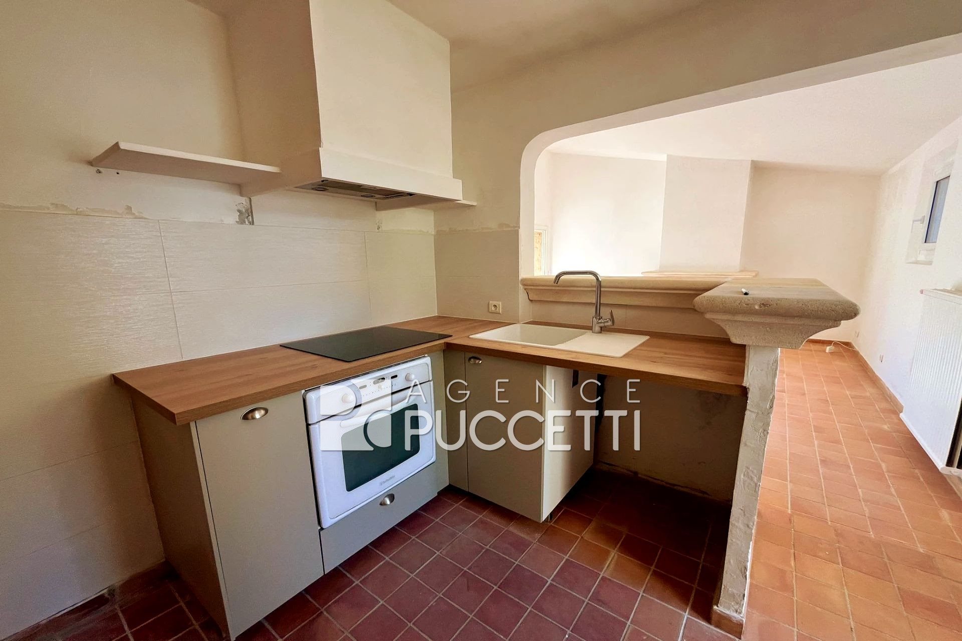 Appartement à louer, 66m², Vence