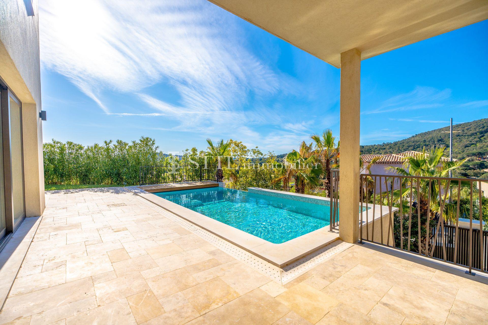 Maison à louer, 160m², Sainte-Maxime