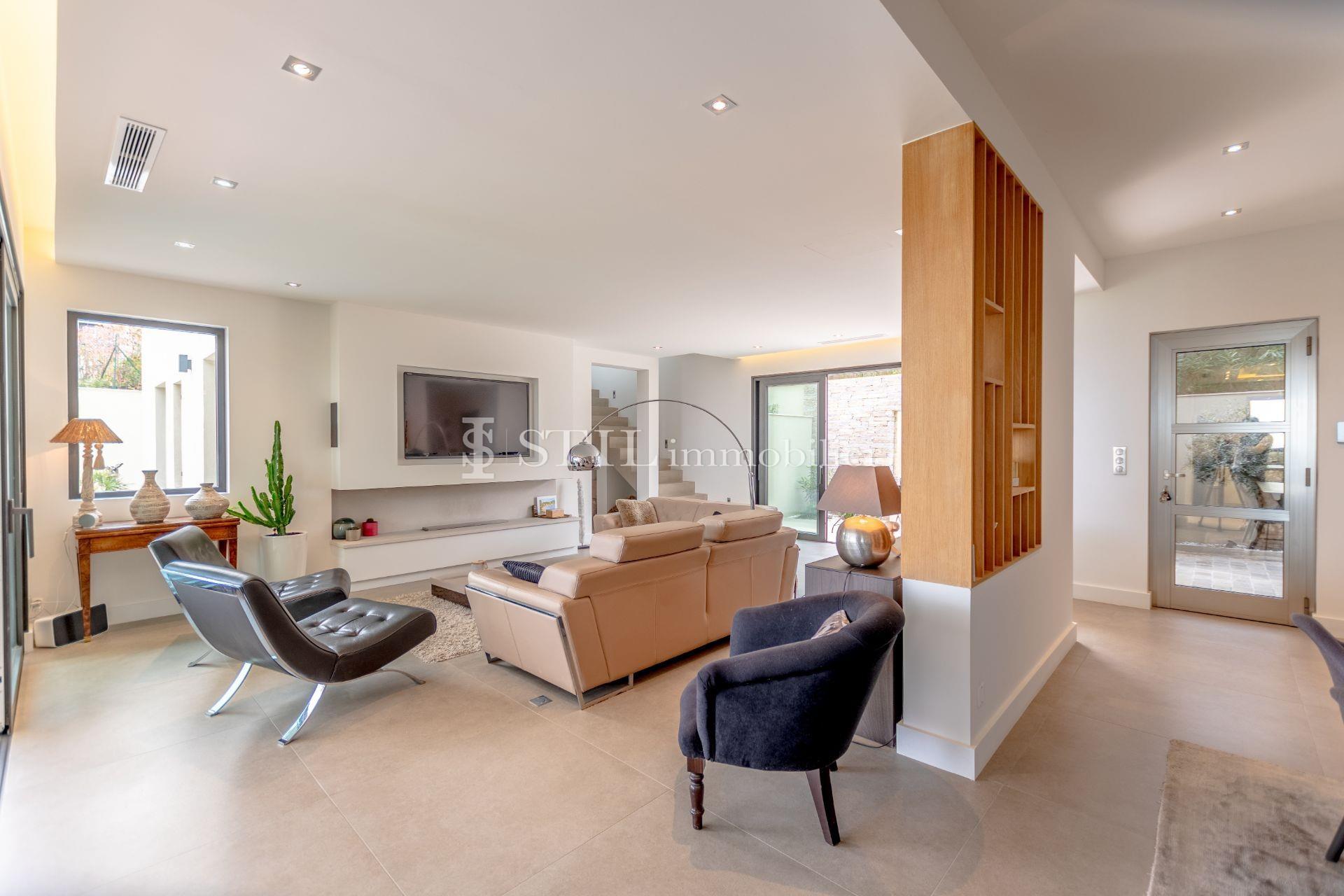 Maison à louer, 170m², Sainte-Maxime