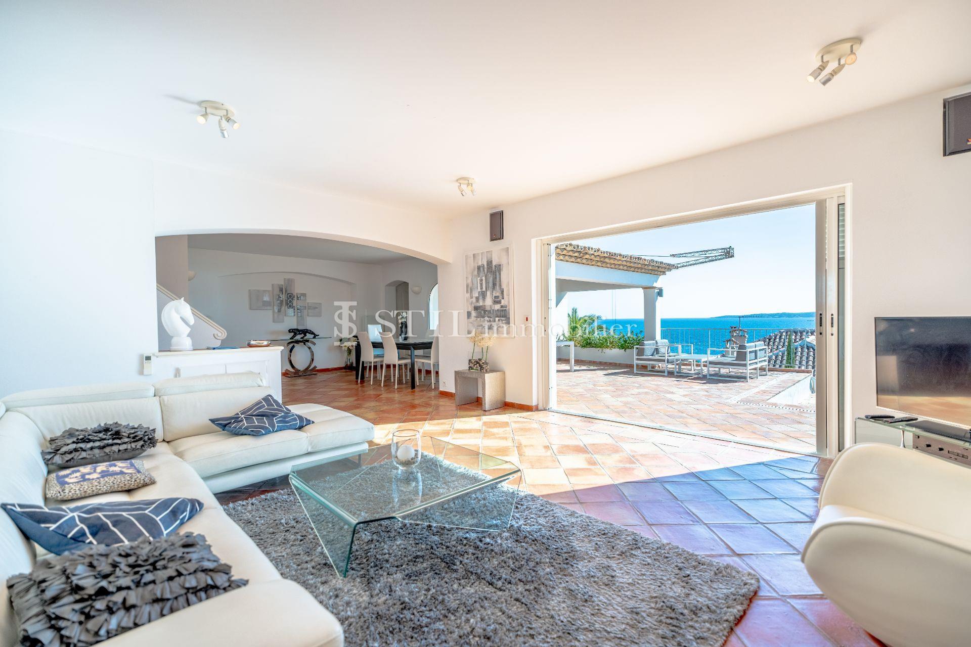 Maison à louer, 200m², Les Issambres