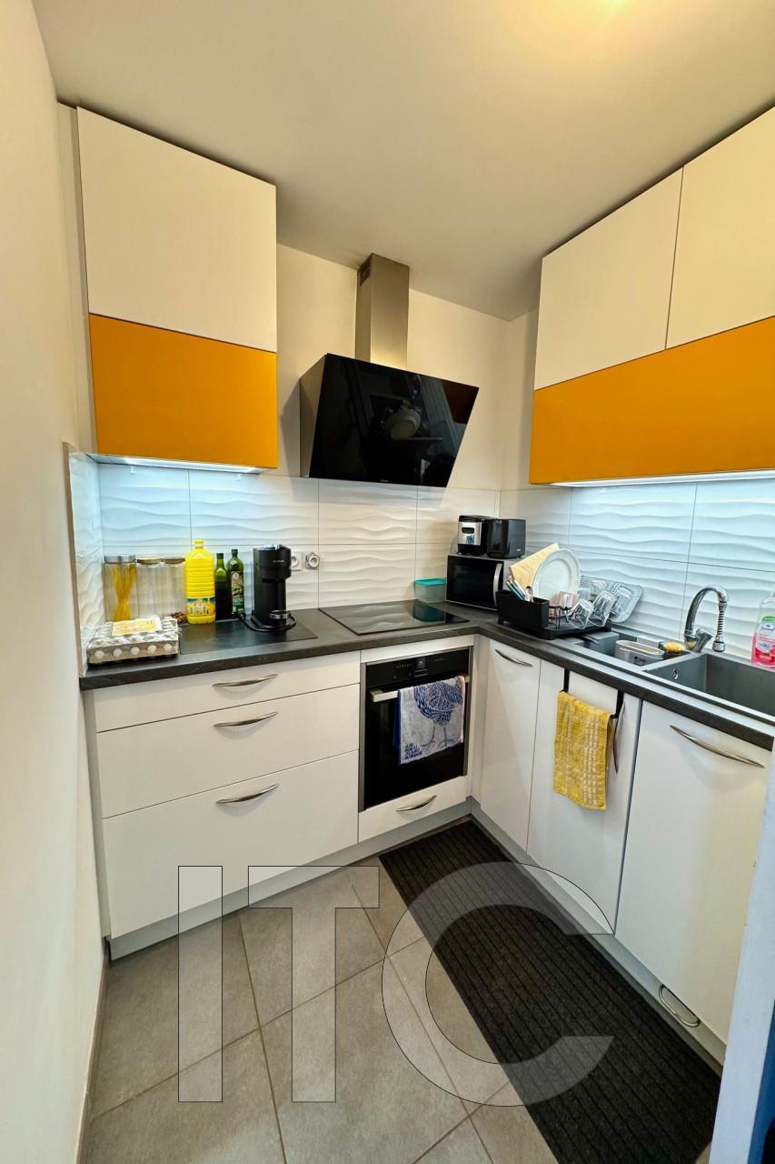 Appartement à vendre, 48m², Châteauneuf-le-Rouge
