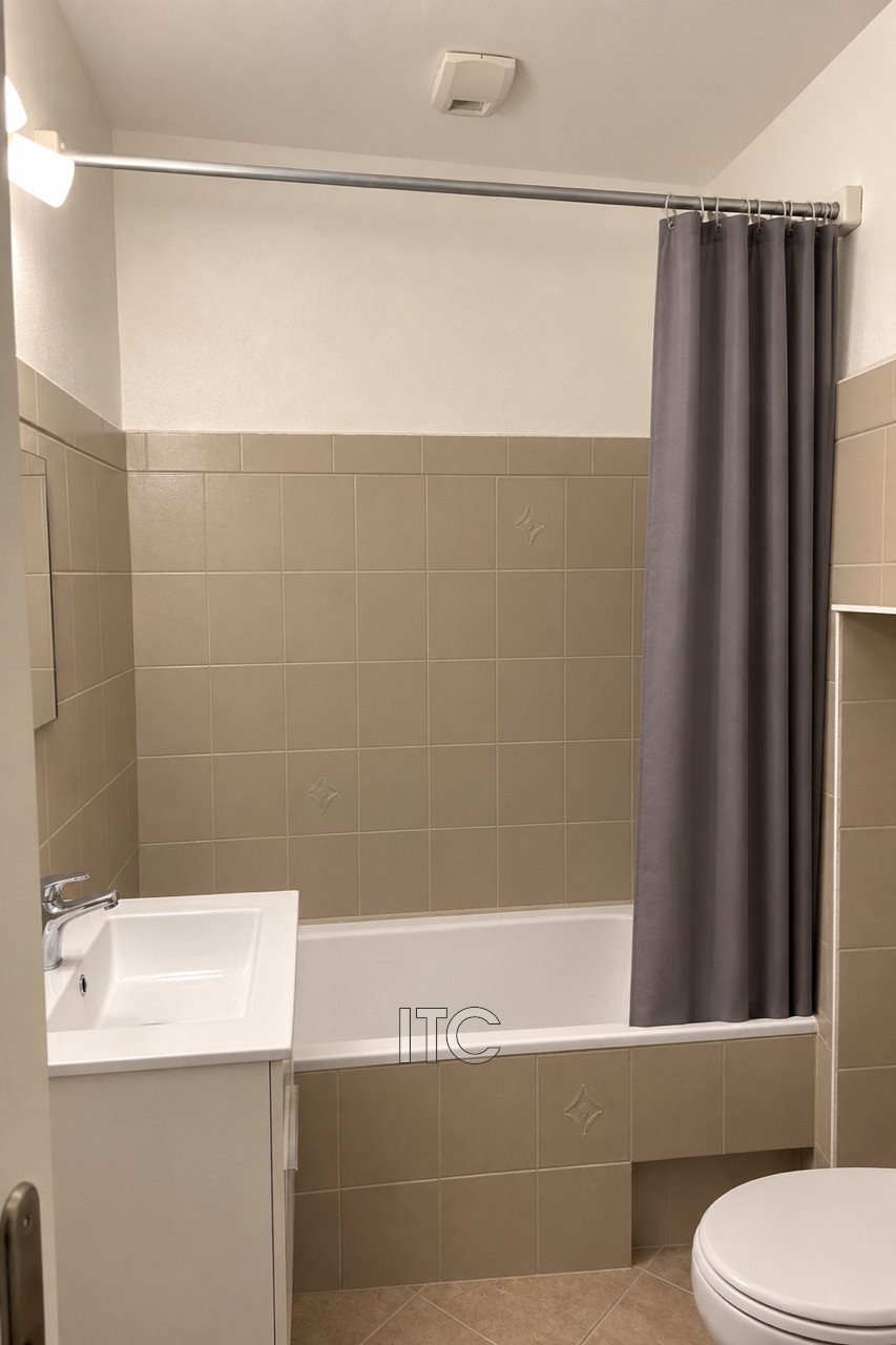 Appartement à louer, 45m², Saint-Maximin-la-Sainte-Baume