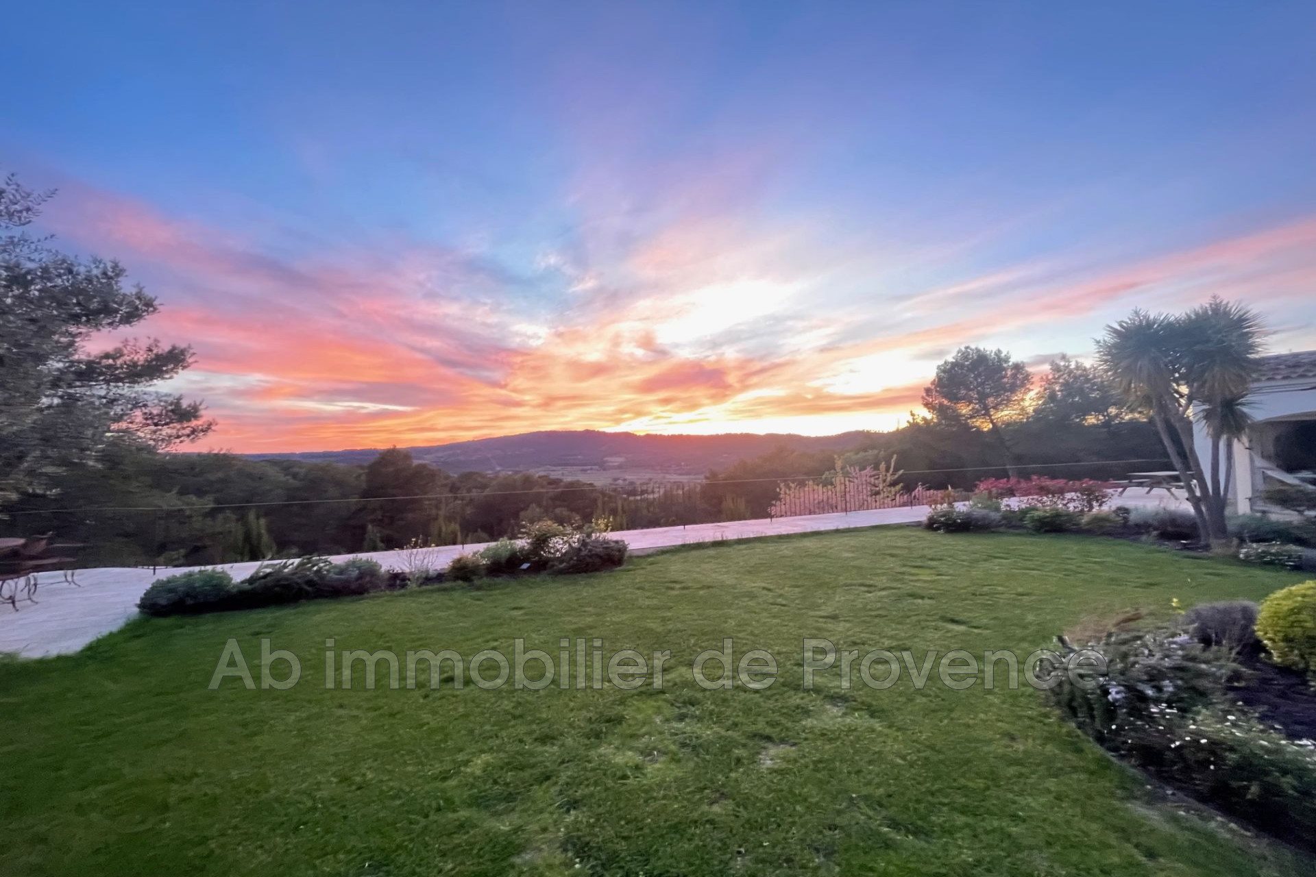 Maison à vendre, 472m², Rognes