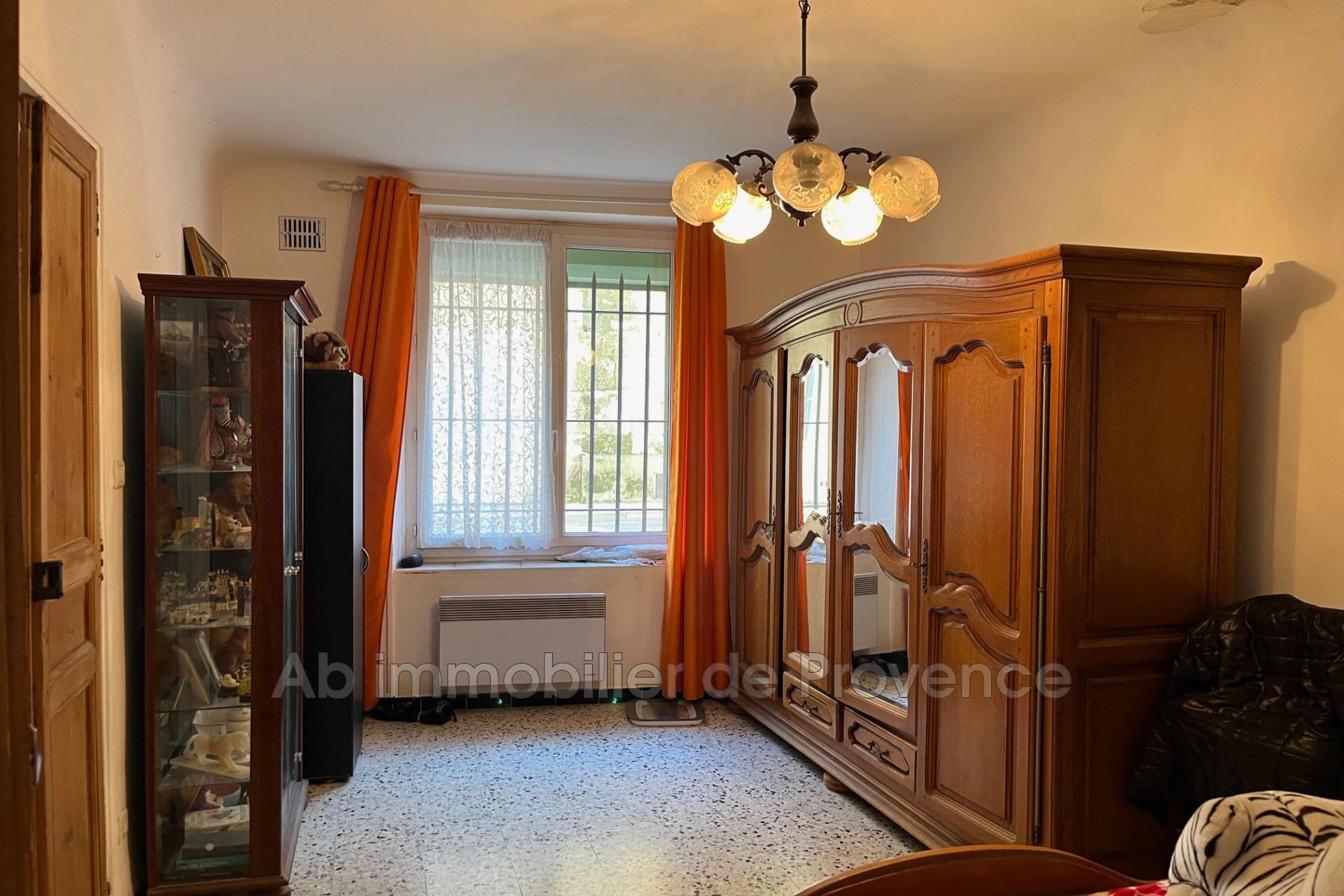 Appartement à vendre, 63m², Rognes