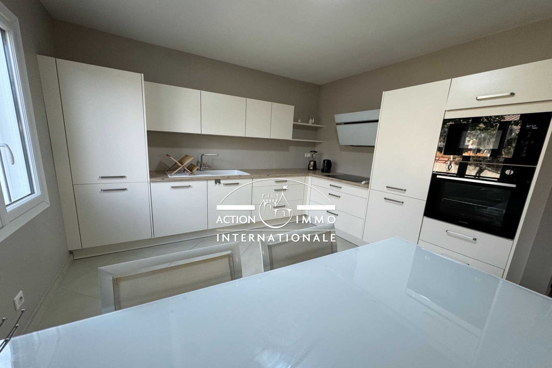 Maison à vendre, 112m², Saint-Martin-de-Crau