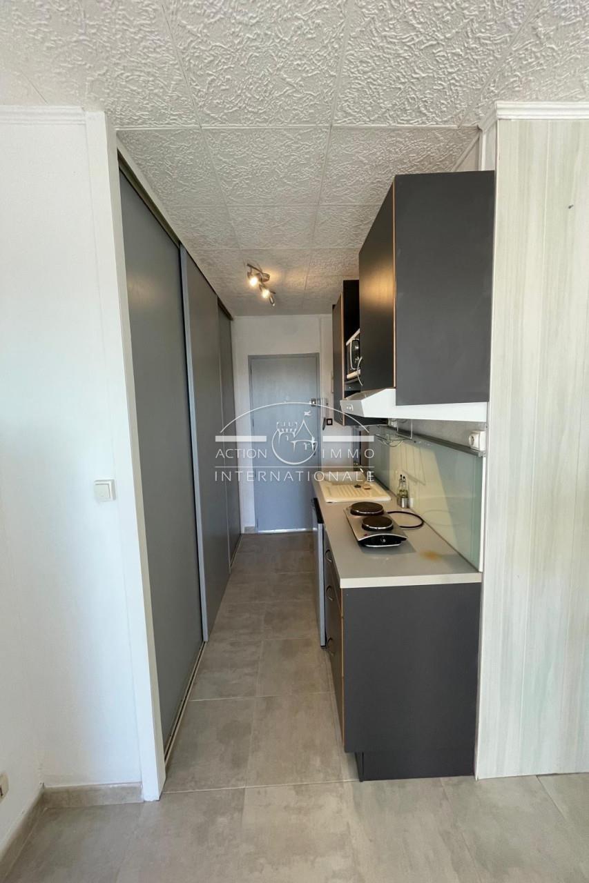 Appartement à vendre, 28m², Saint-Martin-de-Crau
