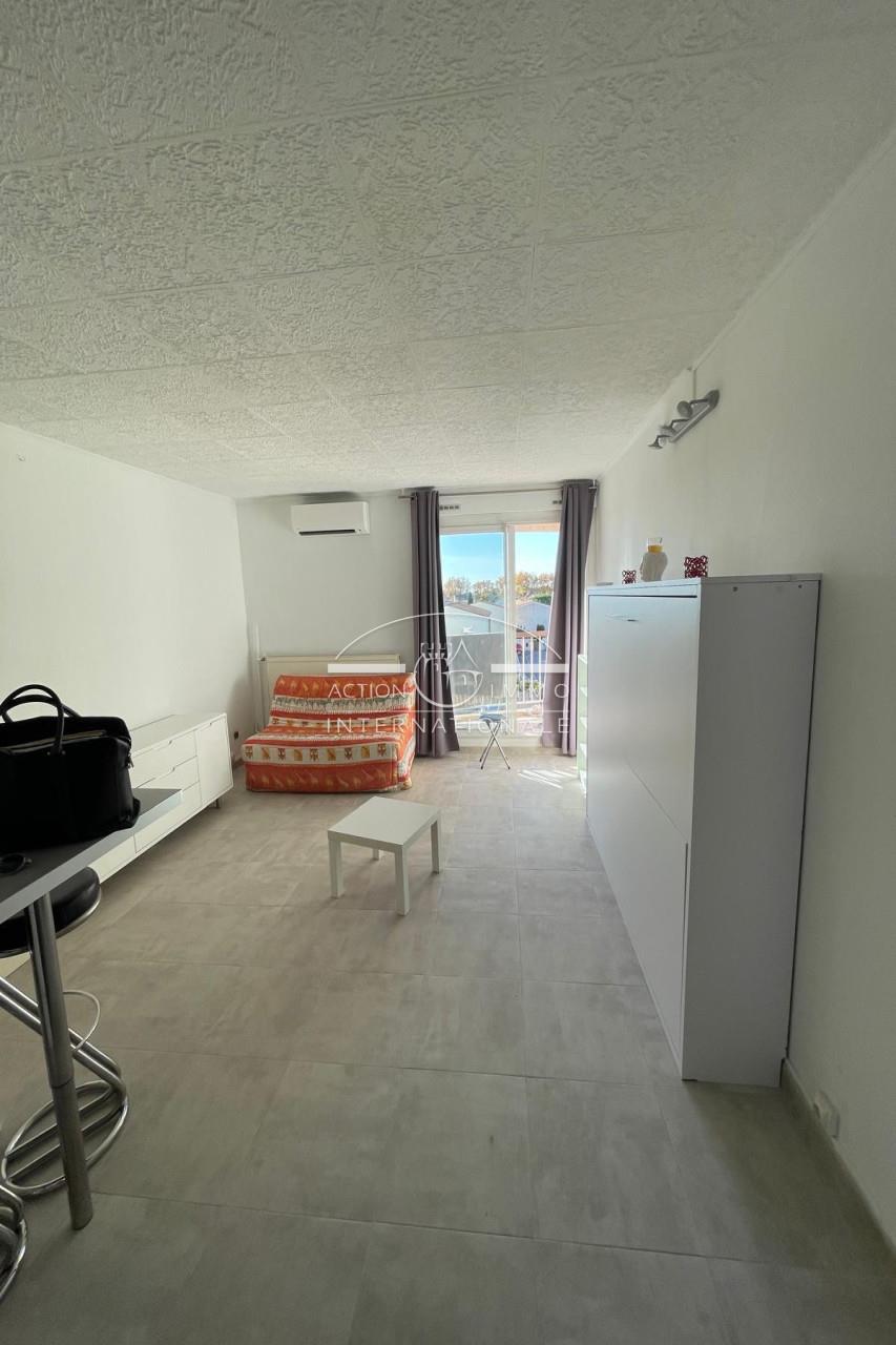 Appartement à vendre, 28m², Saint-Martin-de-Crau