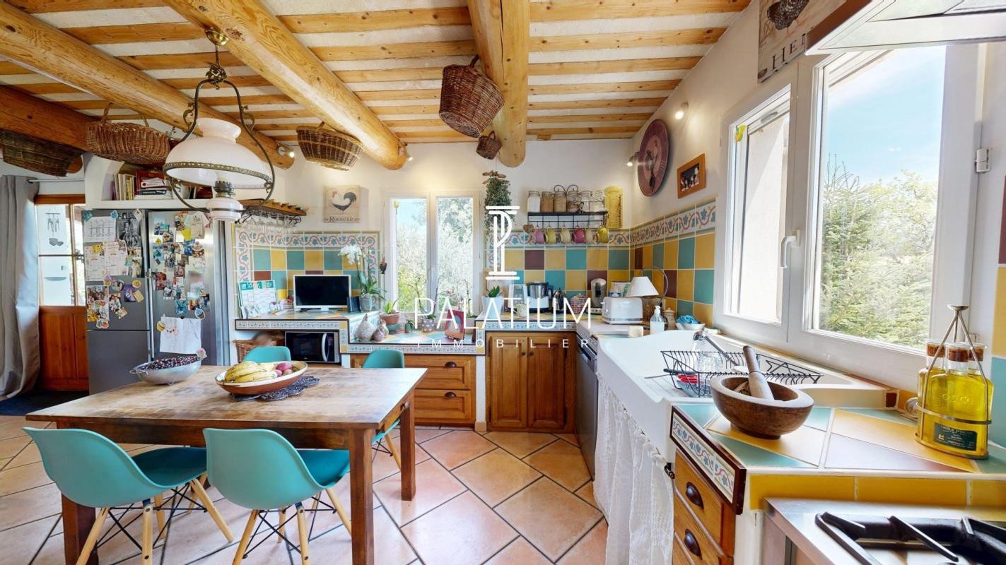Maison à vendre, 204m², Lurs