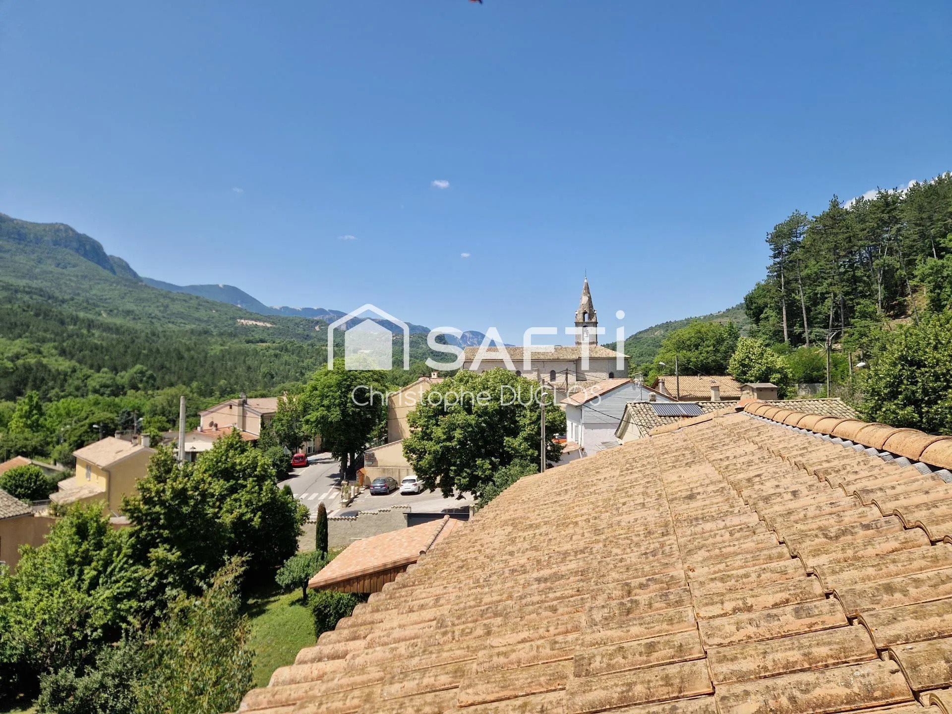 Maison à vendre, 295m², Noyers-sur-Jabron
