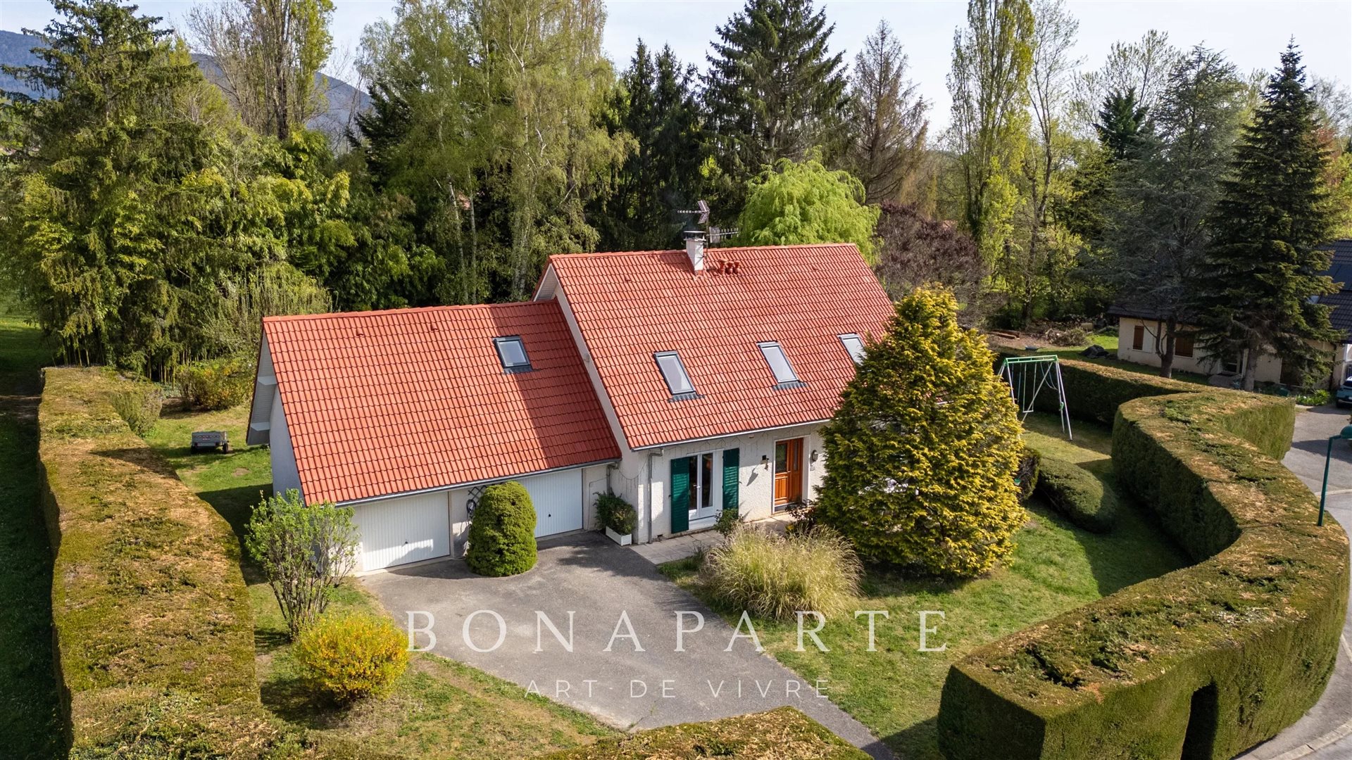 Maison à vendre, 157m², Echenevex