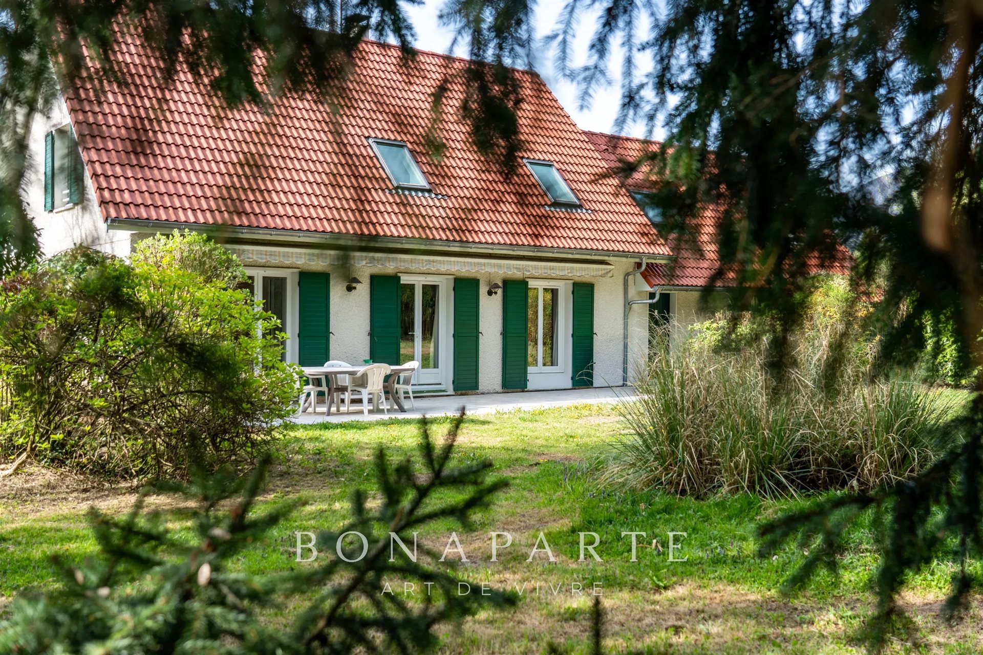 Maison à vendre, 157m², Echenevex
