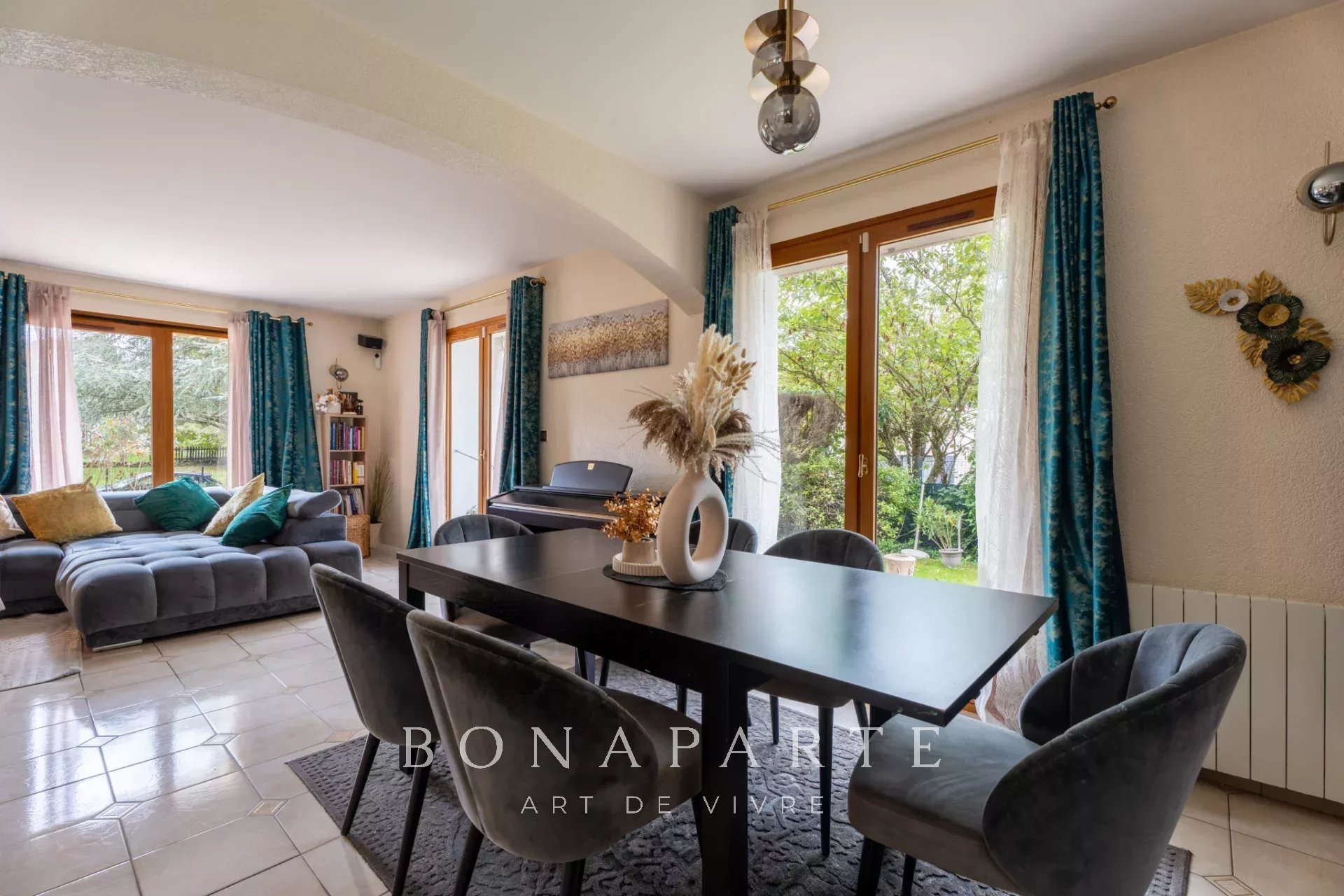 Maison à vendre, 180m², Ornex