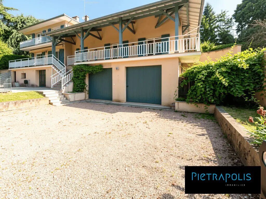 Maison à vendre, 245m², Villieu-Loyes-Mollon