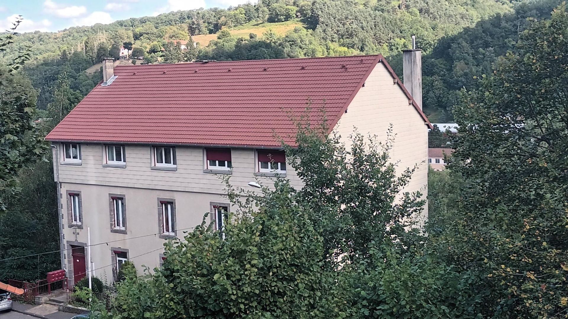 Maison à vendre, 1021m², Pontaumur