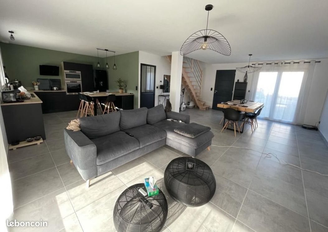 Maison à vendre, 111m², Monnaie