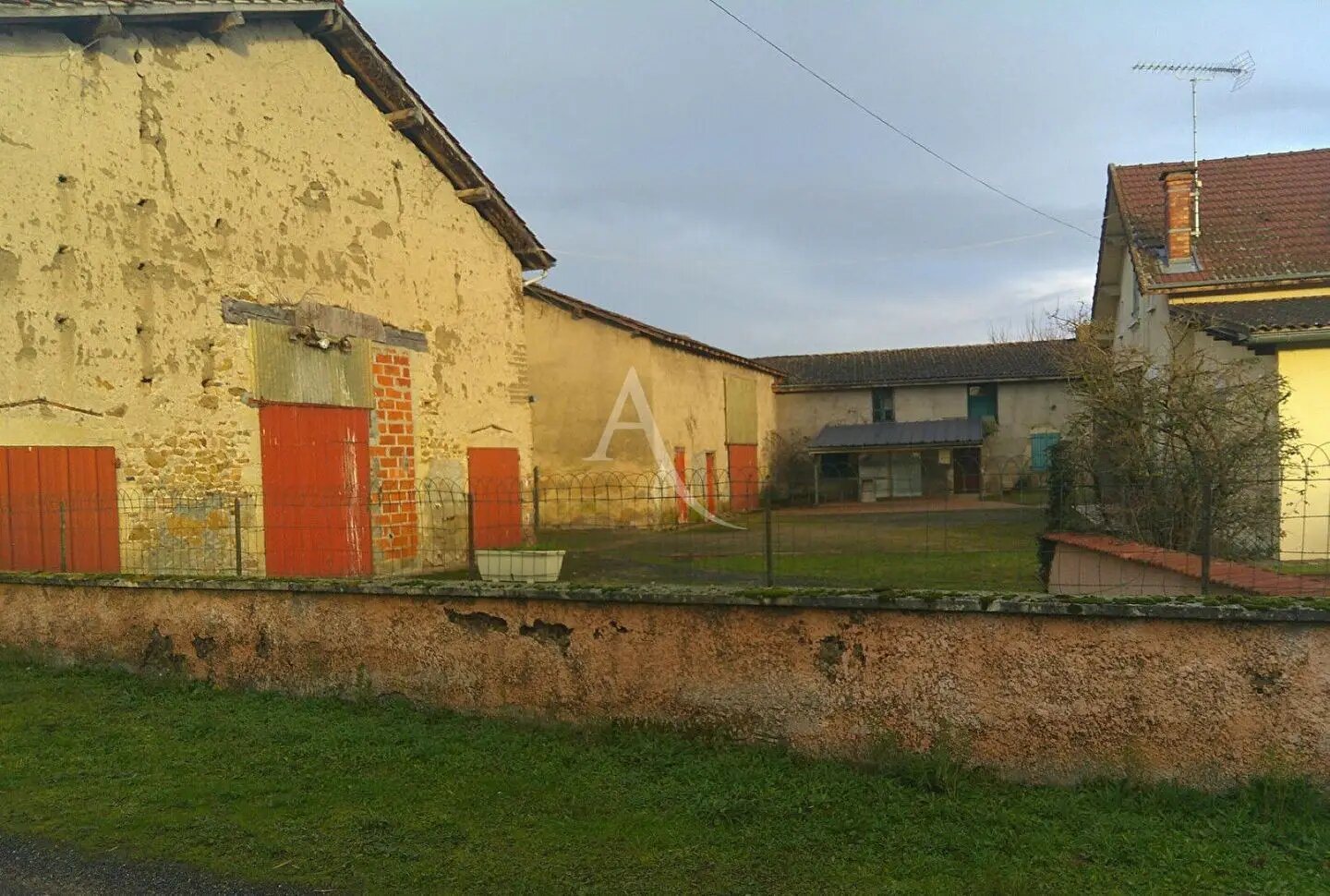 Maison à vendre, 170m², Saint-Priest-Bramefant