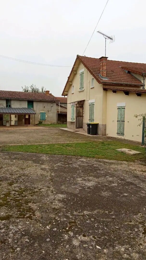 Maison à vendre, 170m², Saint-Priest-Bramefant