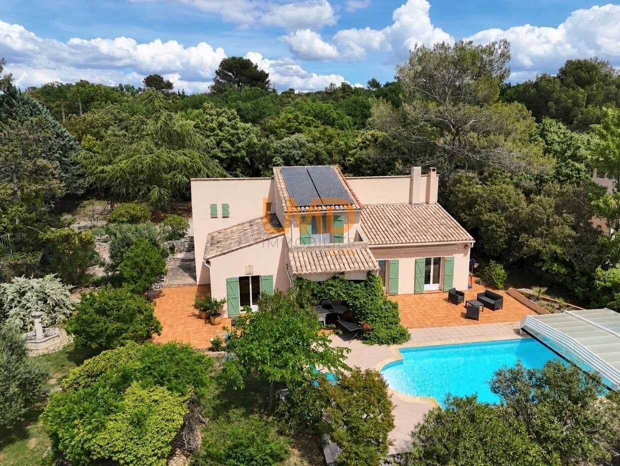 Maison à vendre, 155m², Saint-Maximin-la-Sainte-Baume