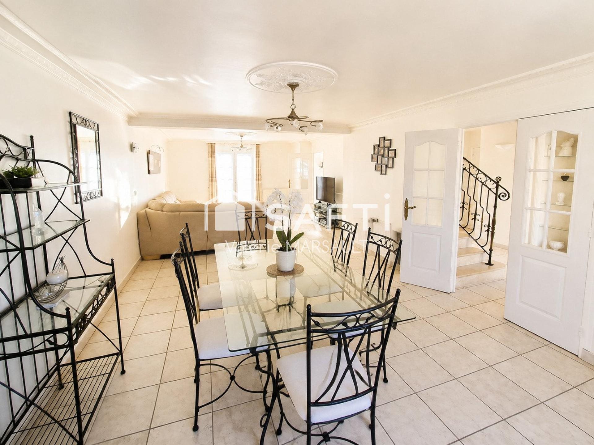 Maison à vendre, 162m², Luynes