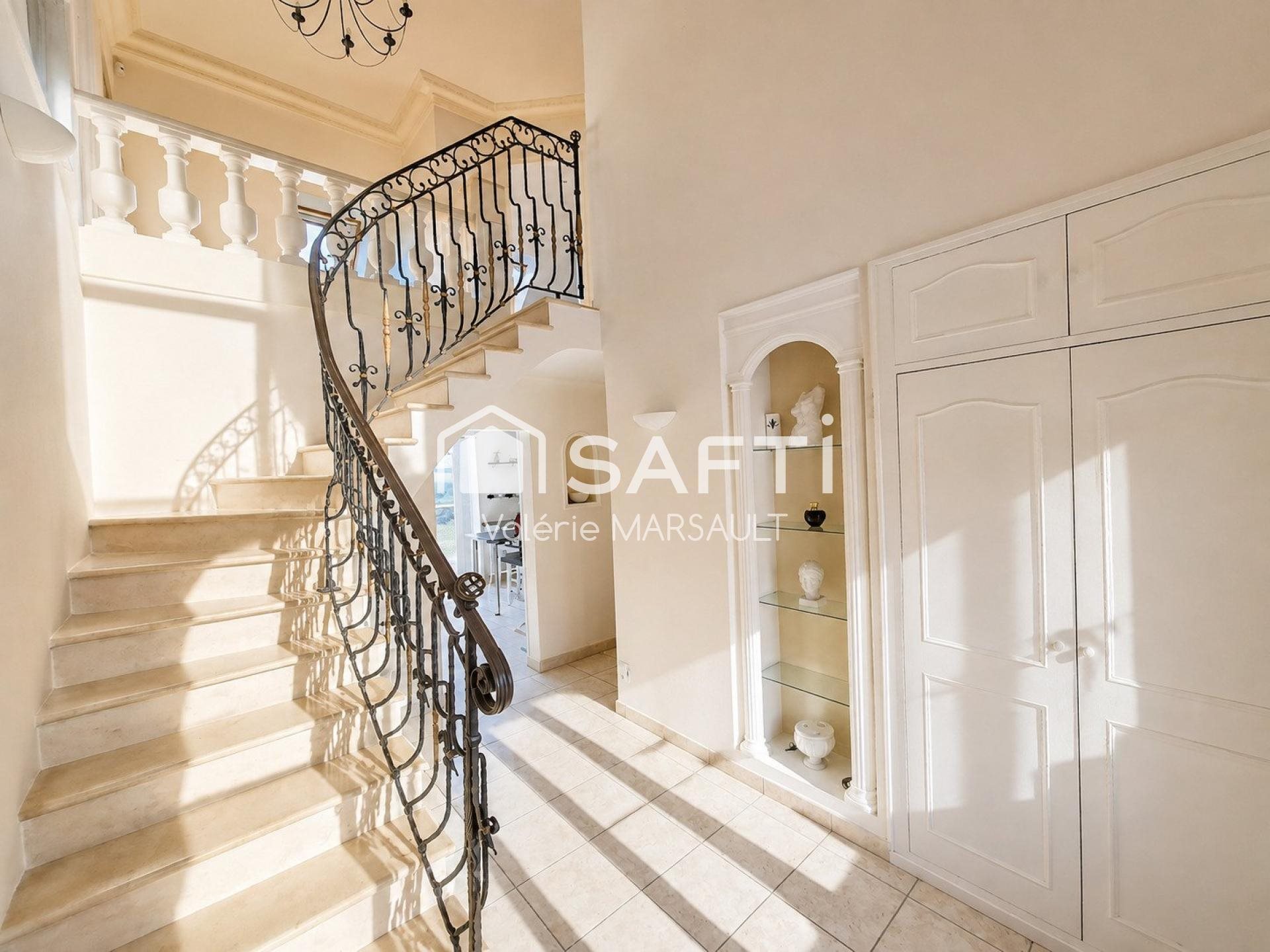 Maison à vendre, 162m², Luynes