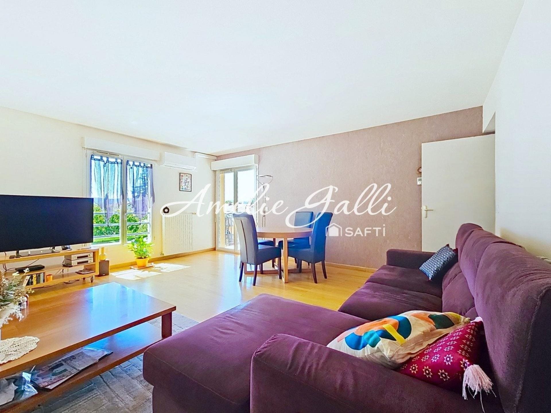 Appartement à vendre, 77m², Sathonay-Village