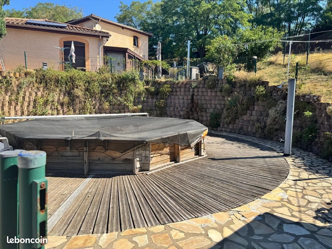 Maison à vendre, 172m², Thizy