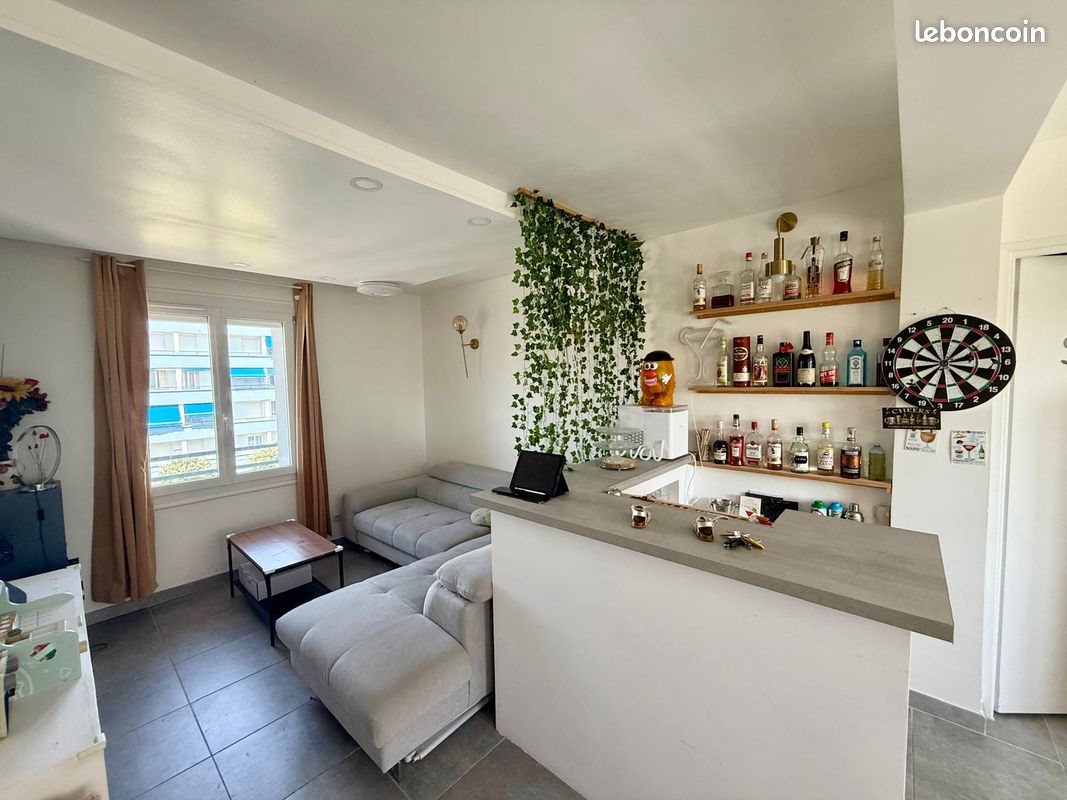 Appartement à vendre, 65m², Roanne