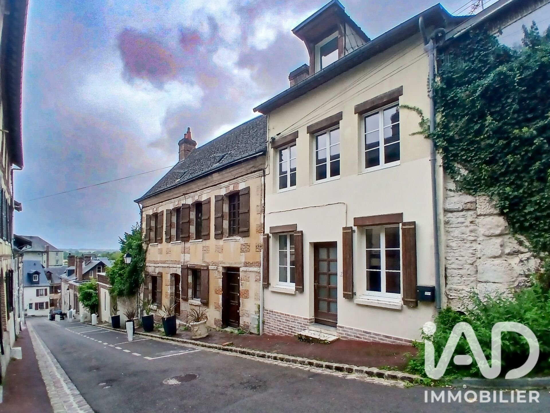 Maison à vendre, 77m², La Bouille