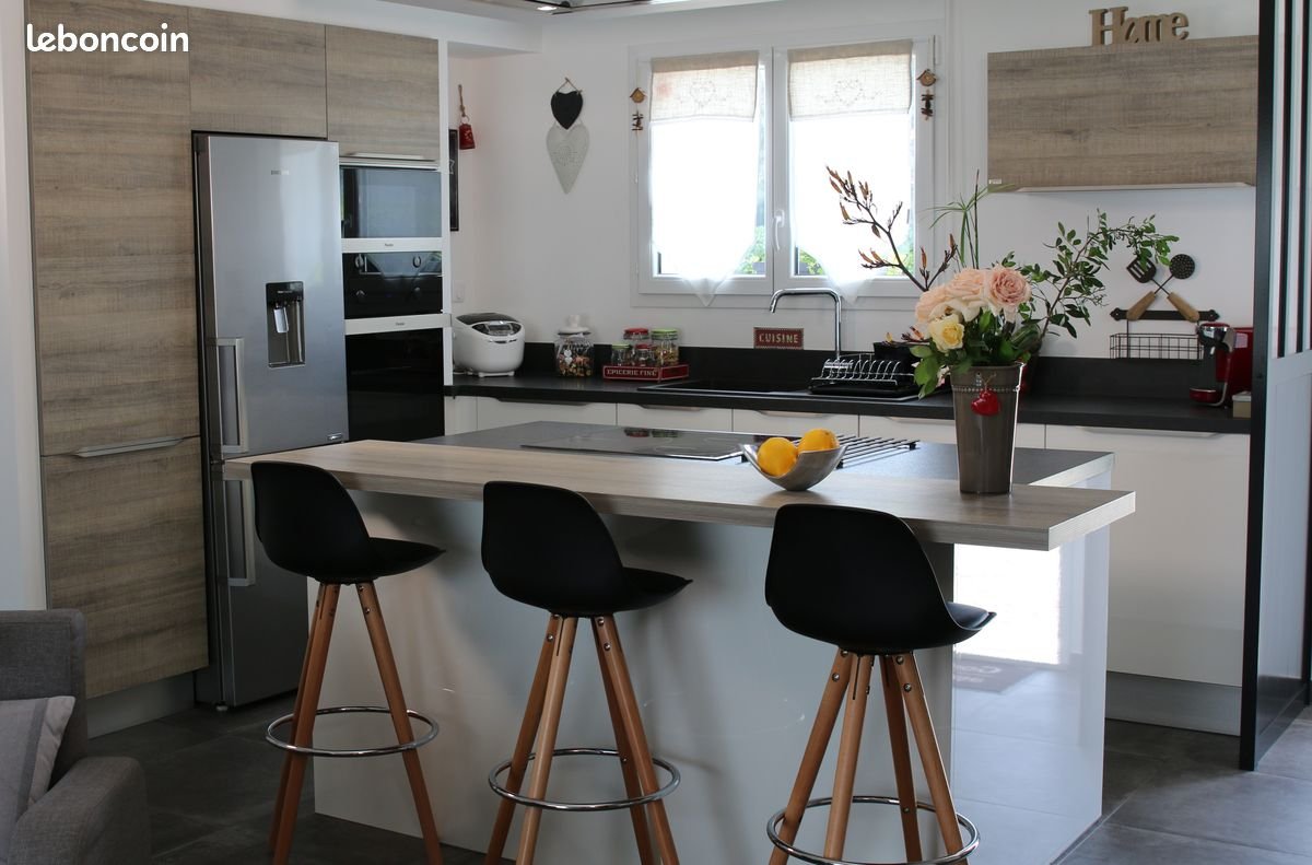 Maison à louer, 81m², Brionne