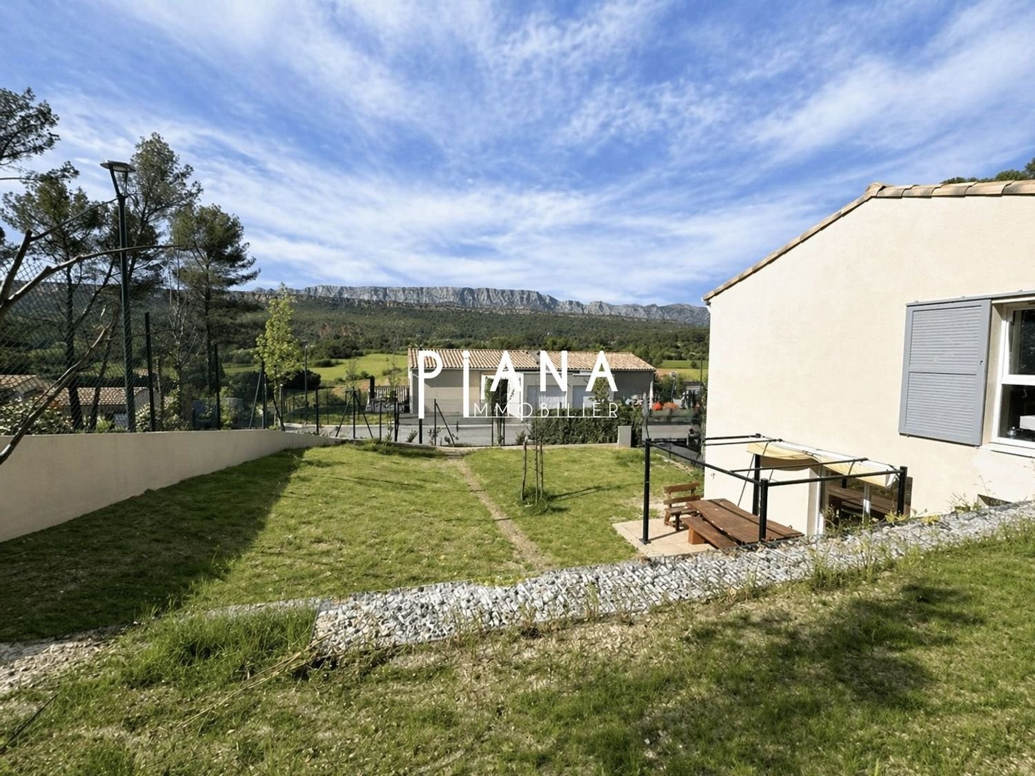 Maison à vendre, 94m², Rousset