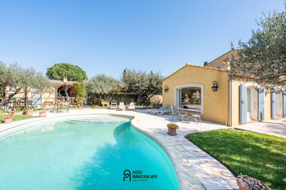 Maison à vendre, 177m², Sernhac