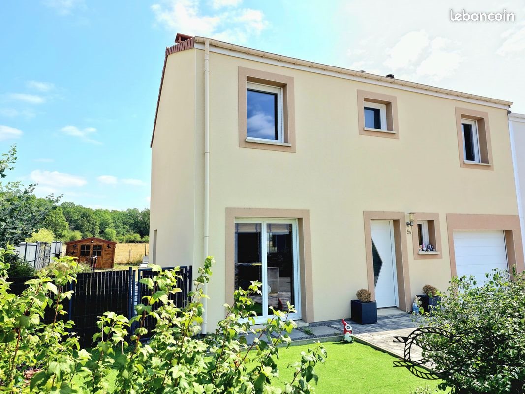 Maison à vendre, 111m², Jury