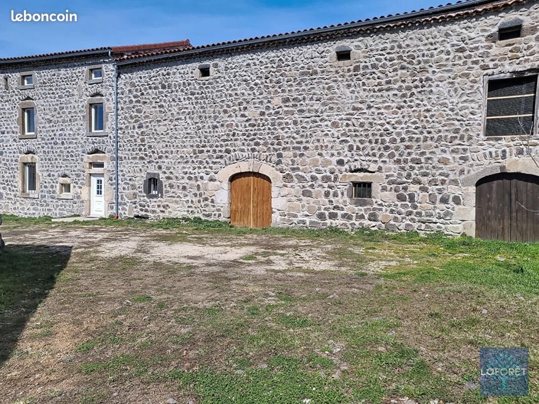 Maison à vendre, 2324m², Saint-Haon
