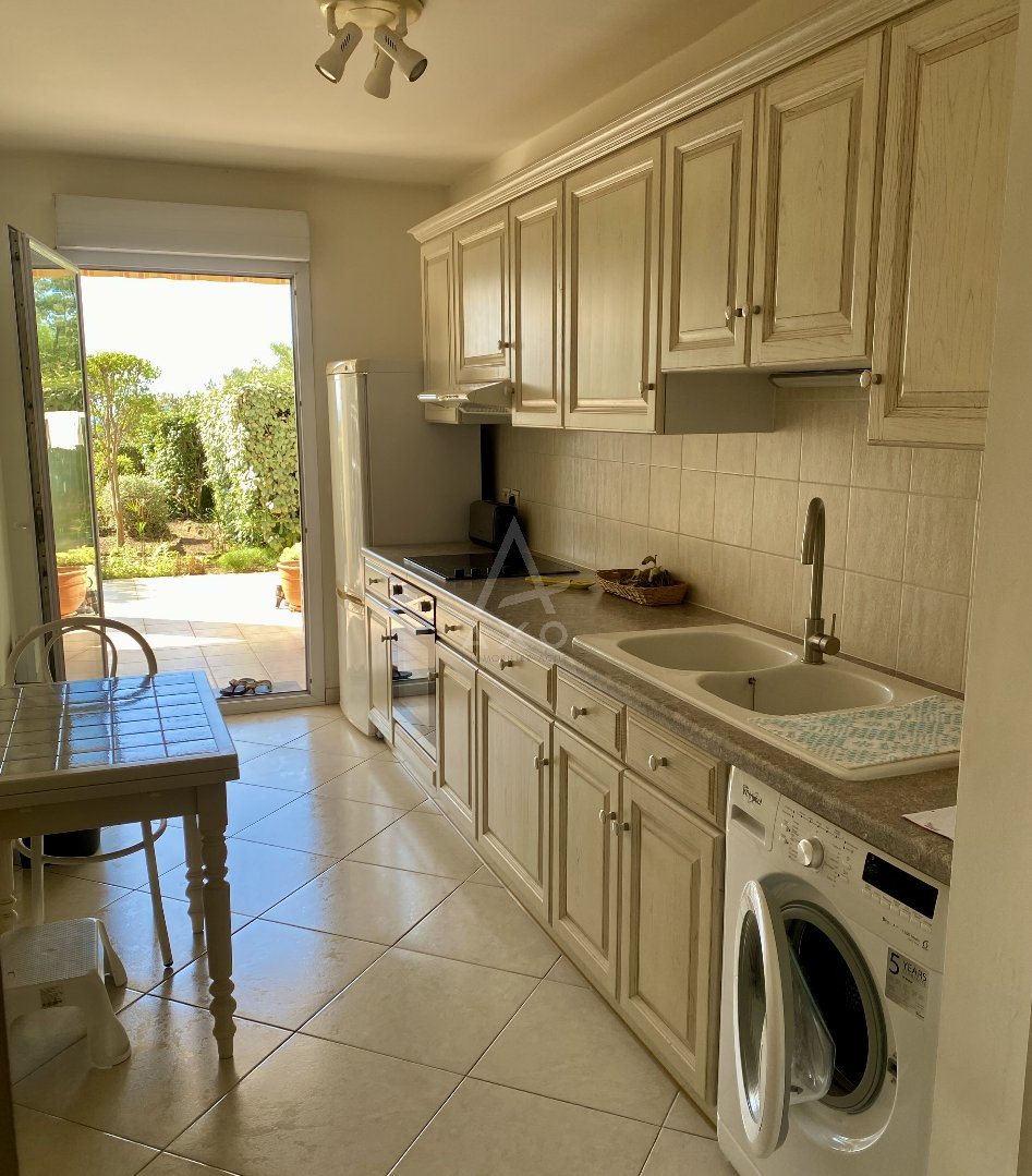 Appartement à vendre, 69m², Saint-Raphaël