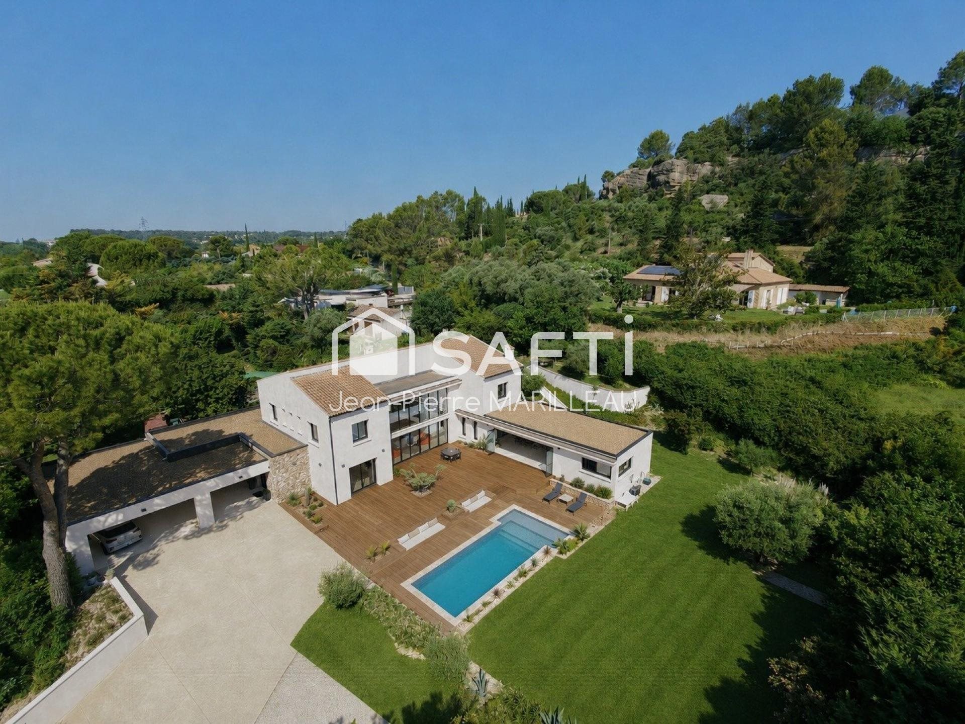 Maison à vendre, 280m², Pujaut