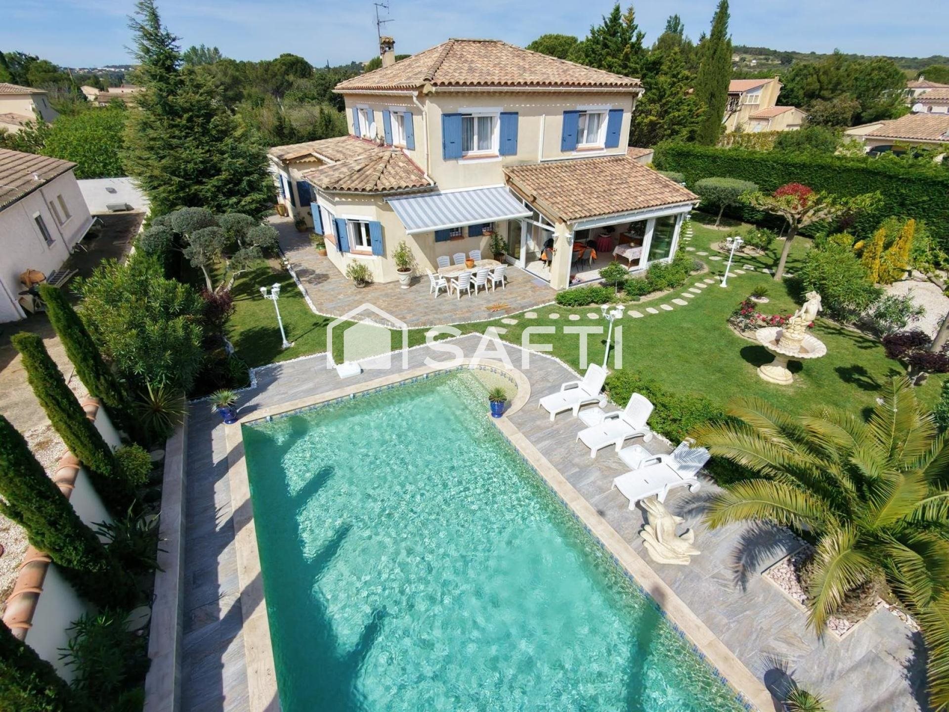 Maison à vendre, 245m², Rochefort-du-Gard