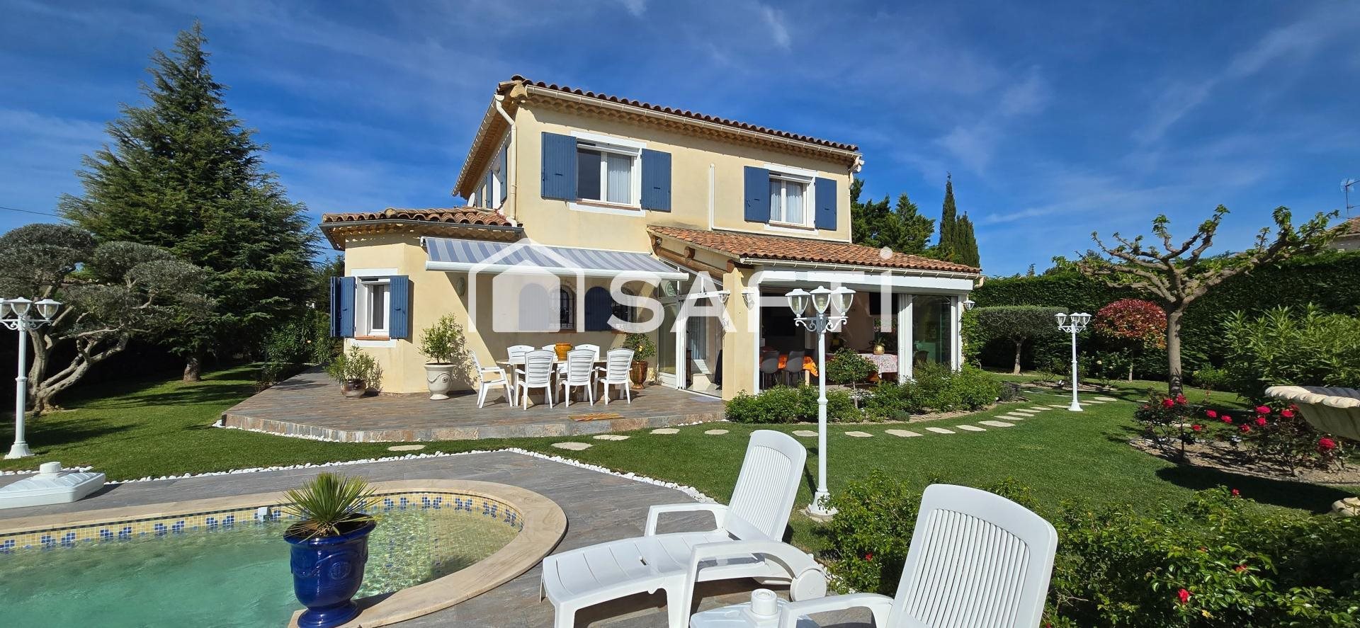 Maison à vendre, 245m², Rochefort-du-Gard