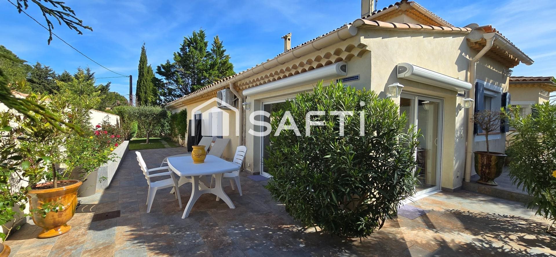 Maison à vendre, 245m², Rochefort-du-Gard