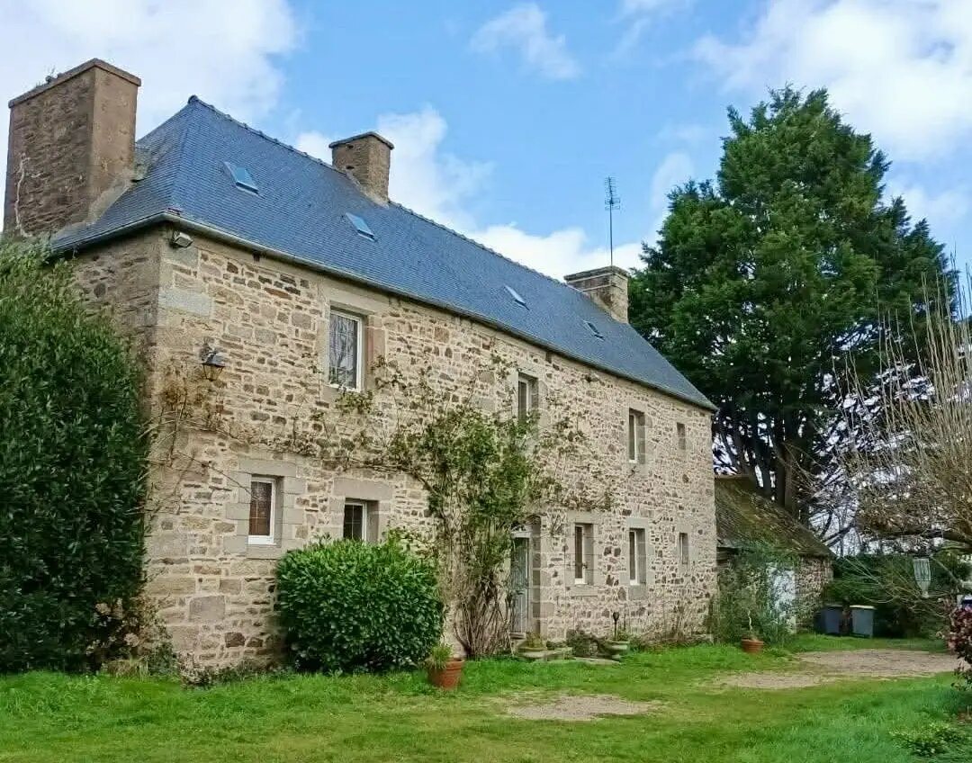 Maison à vendre, 244m², Ploëzal
