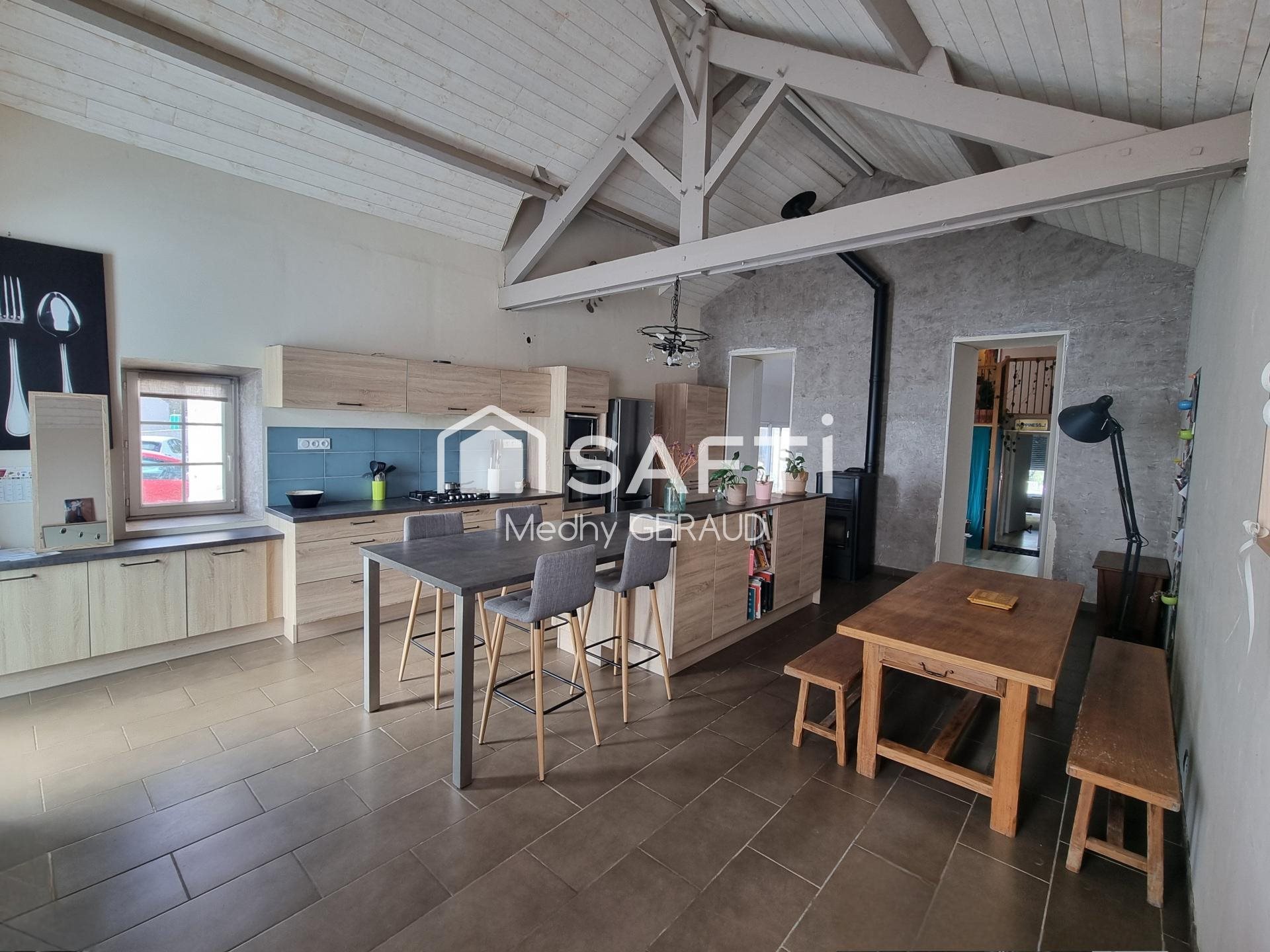 Maison à vendre, 149m², Nesmy